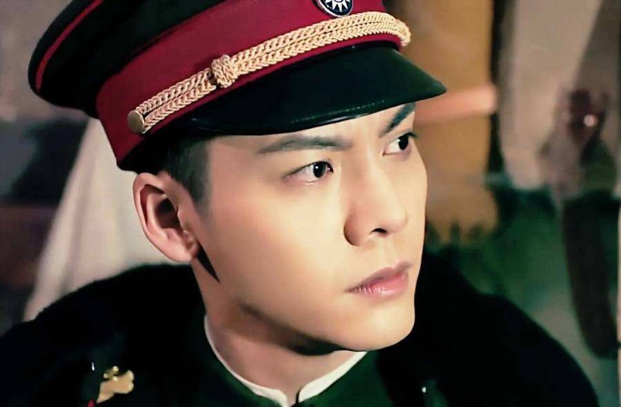 老九门的首领张大佛爷算是张家人,但他对家族的了解并不详尽.