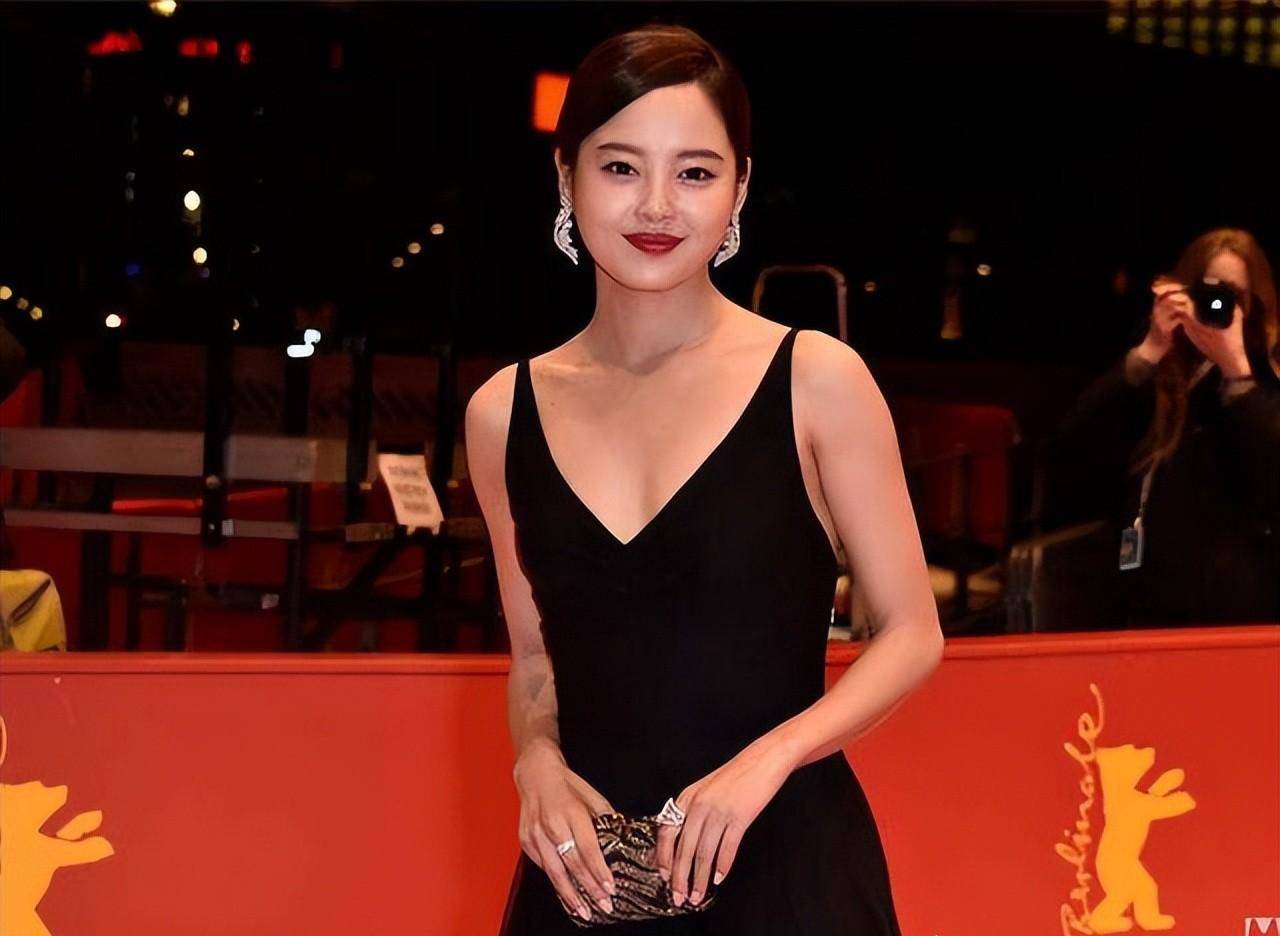 辛芷蕾:塑造多部"女汉子"形象后,男婚女嫁成了母亲的"心病"_姥姥家