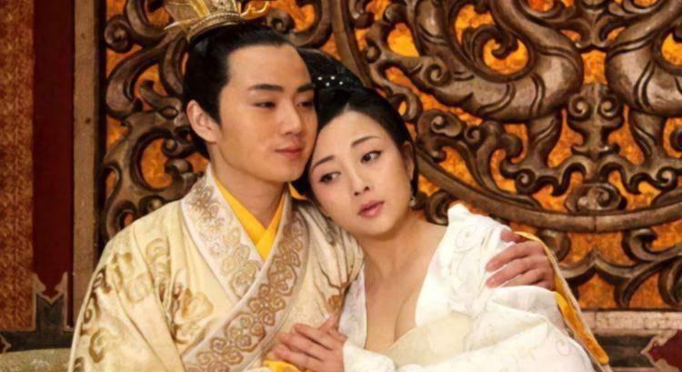 明宪宗_万贵妃_儿子