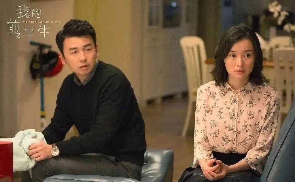 这一次,54岁靠"老三"爆火的王柠,给所有的演员们提了