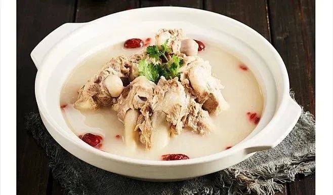 绍岐堂国医馆:一口药膳靓汤入喉,全家享受幸福年味_功效_人群_食用