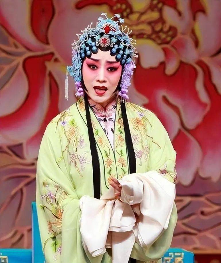 关肃霜_演出_穆桂英