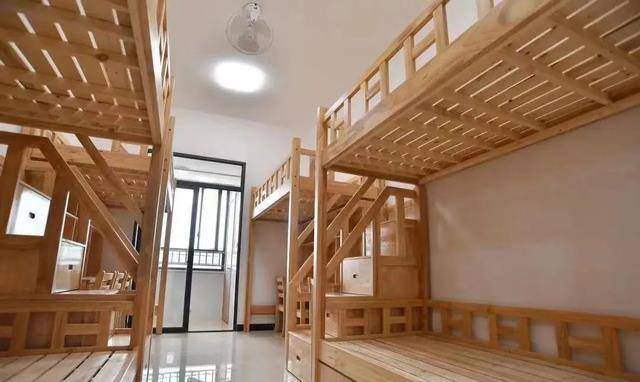 女高中生为爱殉情,害怕孤独拉舍友陪葬_孙亚宇_刘珊珊_室友