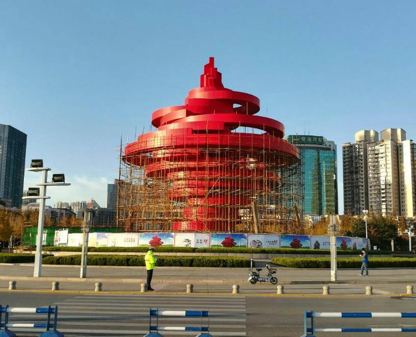 四方区,四方区建于1951年,沿用原四方村之名.