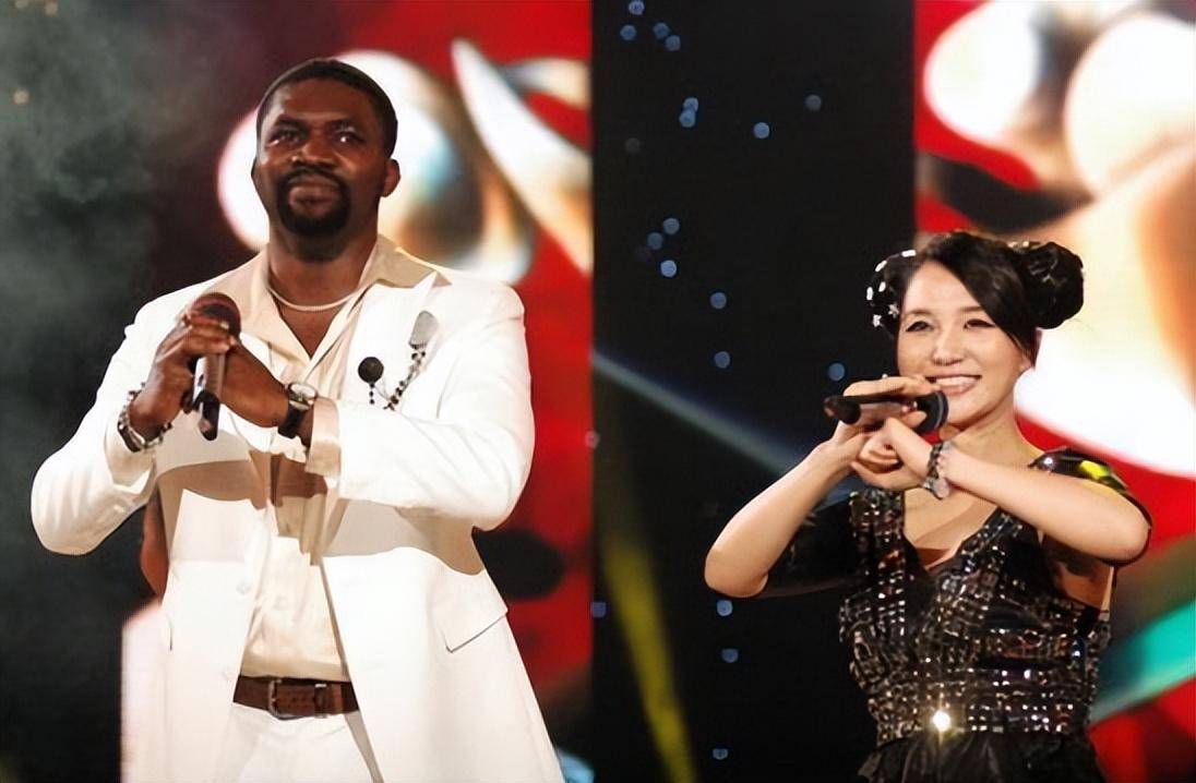 黑人歌手好弟:走红后娶中国小娇妻,来北京16年仍未拿到中国绿卡_音乐