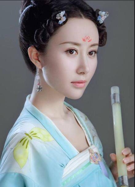 舒畅最奇葩的造型却搭戏最美的刘亦菲,浅谈舒畅小姐姐