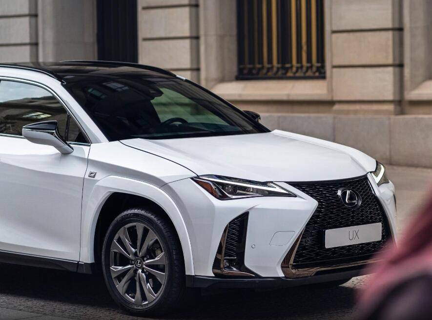 新款雷克萨斯ux加量来袭!锂离子电池,功率146kw,油耗低至4.
