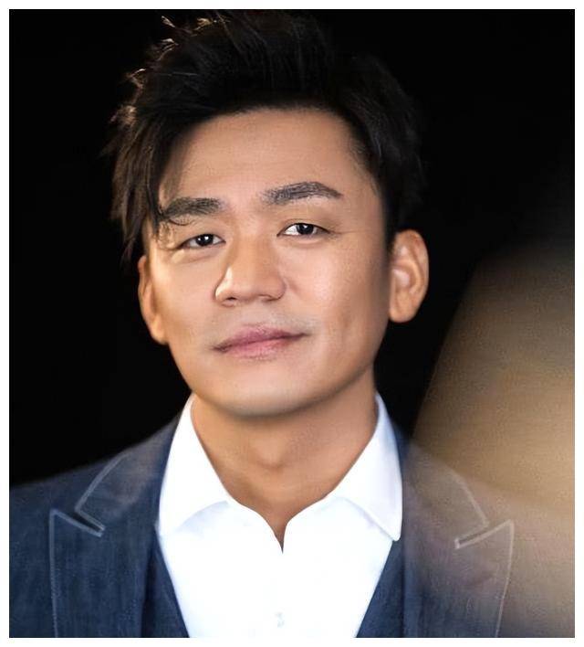 王宝强的传奇一生:令人咋舌的事迹,惊人回顾!