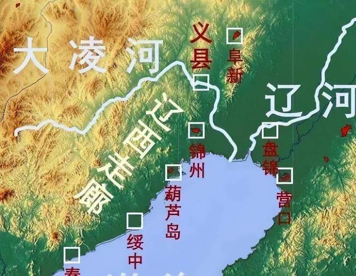 而改成了围城,他命军队环城挖壕沟,壕沟围绕大凌河城一圈,总周长达到