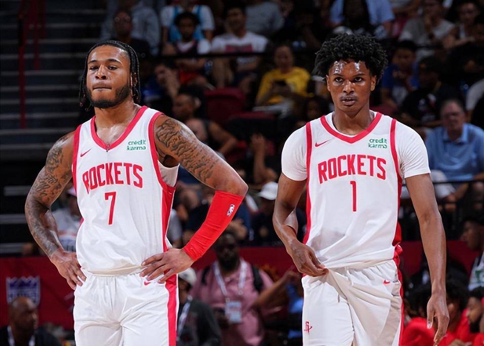 火箭放弃引入950万前锋