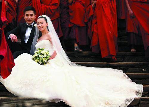 许晋亨_曾华倩_吴君如