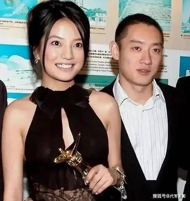 48岁的赵薇,一切都结束了_黄有龙_资本_富豪