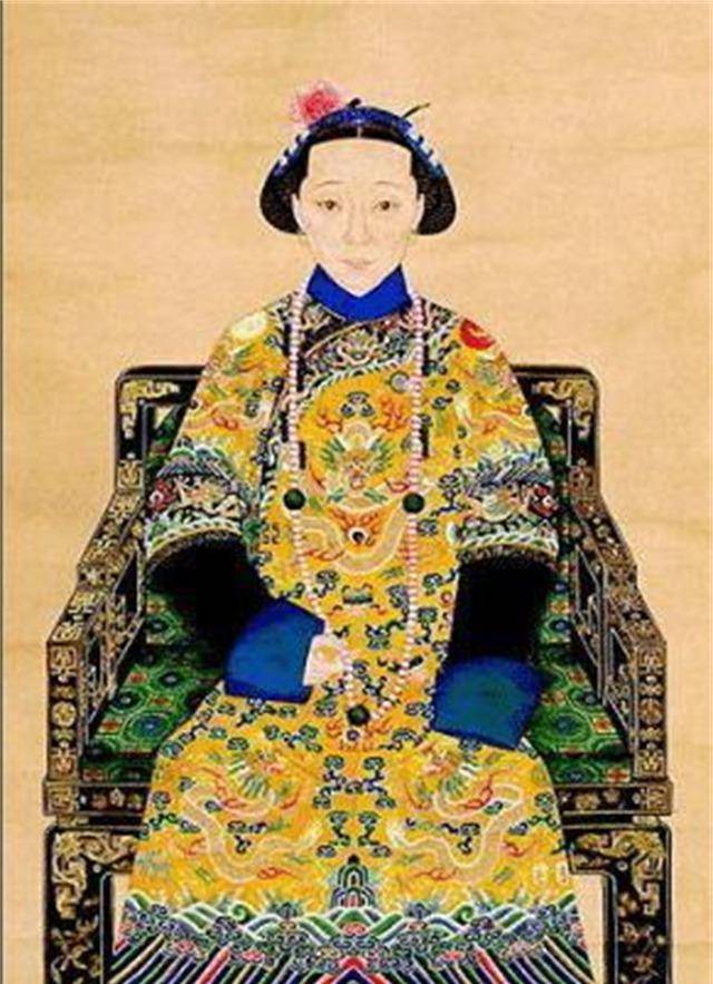 东太后慈安有传言说是慈禧下毒害死了东太后,因为慈安手上有一道泌