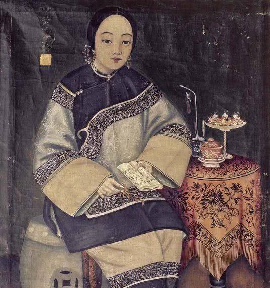 "悦来酒馆"掌柜进门发现床上竟空无一人,以为是小薛氏听见动静躲在了