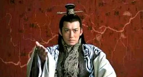 同在齐国为官,面对邹忌打击,田忌为何选择逃走而不辩解_齐威王_孙膑