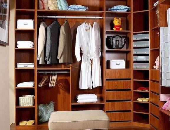 利用空间,同时还让造型变得更好看,而且不同的格局可以放不同的东西