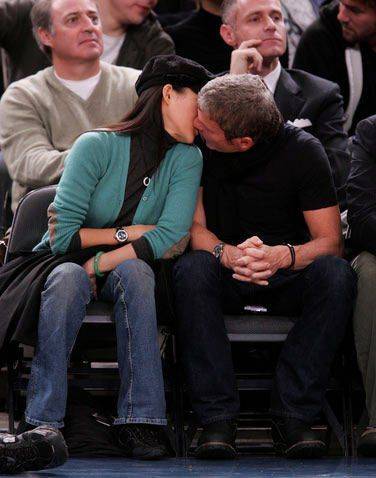 章子怡最想删掉的几张照片,网友:谁还没几个前任呢?