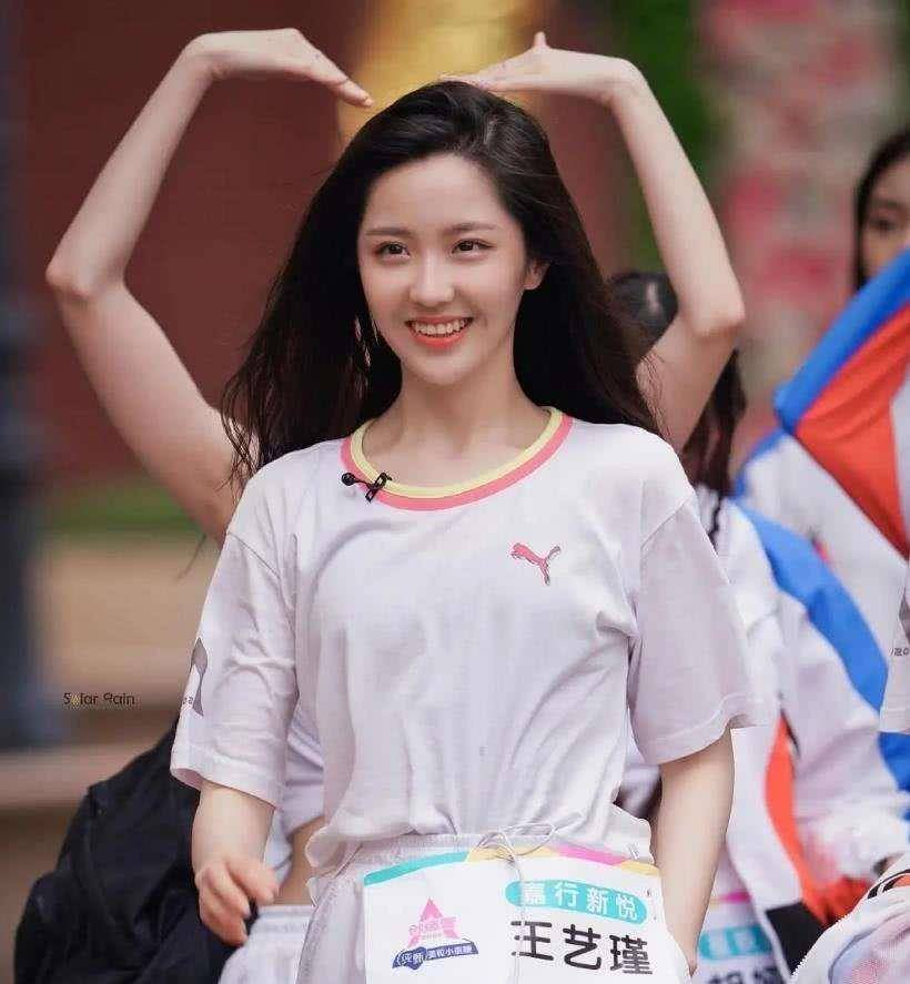 从丑胖女孩到《少年派》和《创造营》女神,王艺瑾凭什么一路逆袭_选手