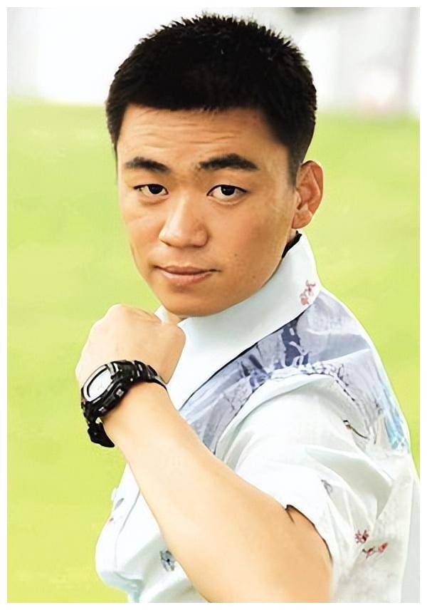 马蓉离去,冯清现身,王宝强仍陷于"女人坑"?_生活_梦想