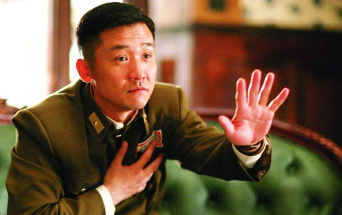 谈及黄志忠,观众们会想到他最近演绎的新版《亮剑》.