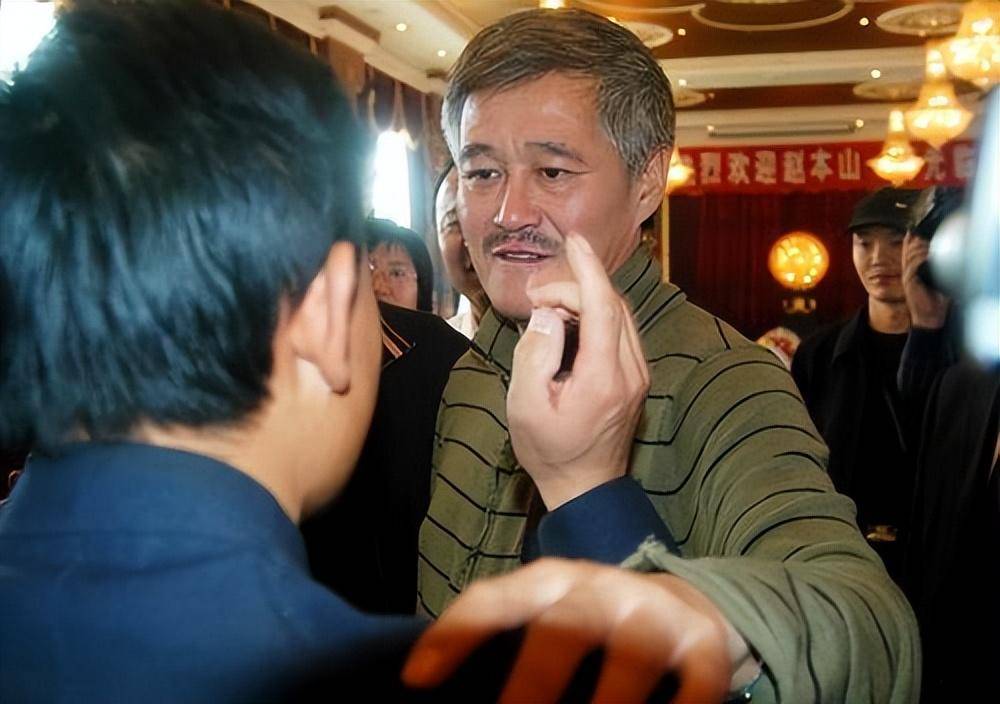 事实证明,在"4次失误"后退出春晚,赵本山一点都不亏