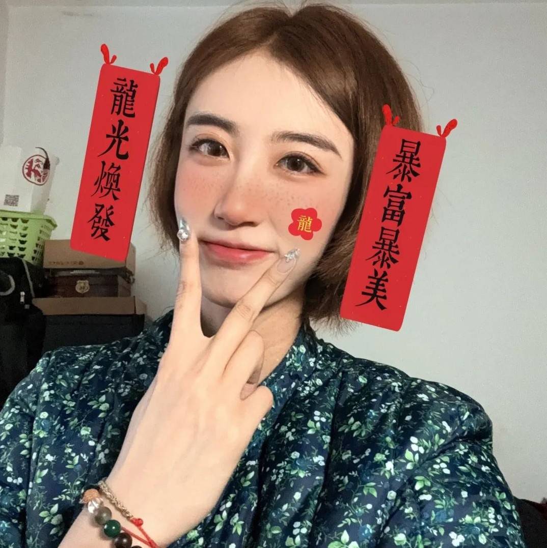 虽然在本赛季的联赛中,王媛媛未能获得最佳副攻的荣誉,但这并不影响