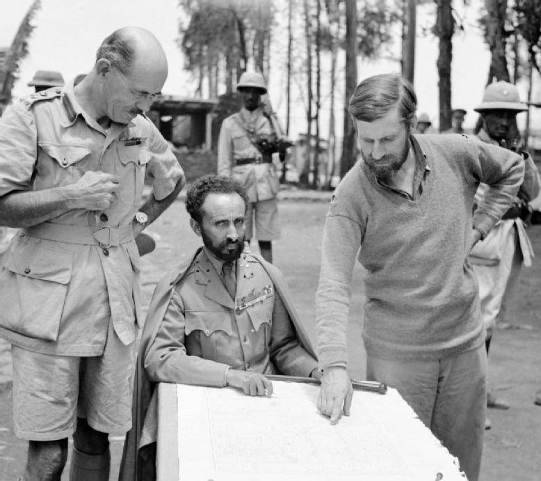 埃塞俄比亚皇帝海尔-塞拉西和他的欧洲顾问国土支离破碎,埃塞俄比亚