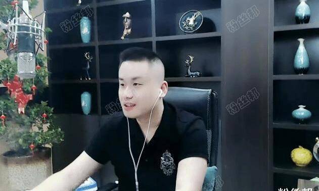 二蛋解释,自己拜师恩师大佛为师已经5年了,自己从未挂过"佛徒"的马甲