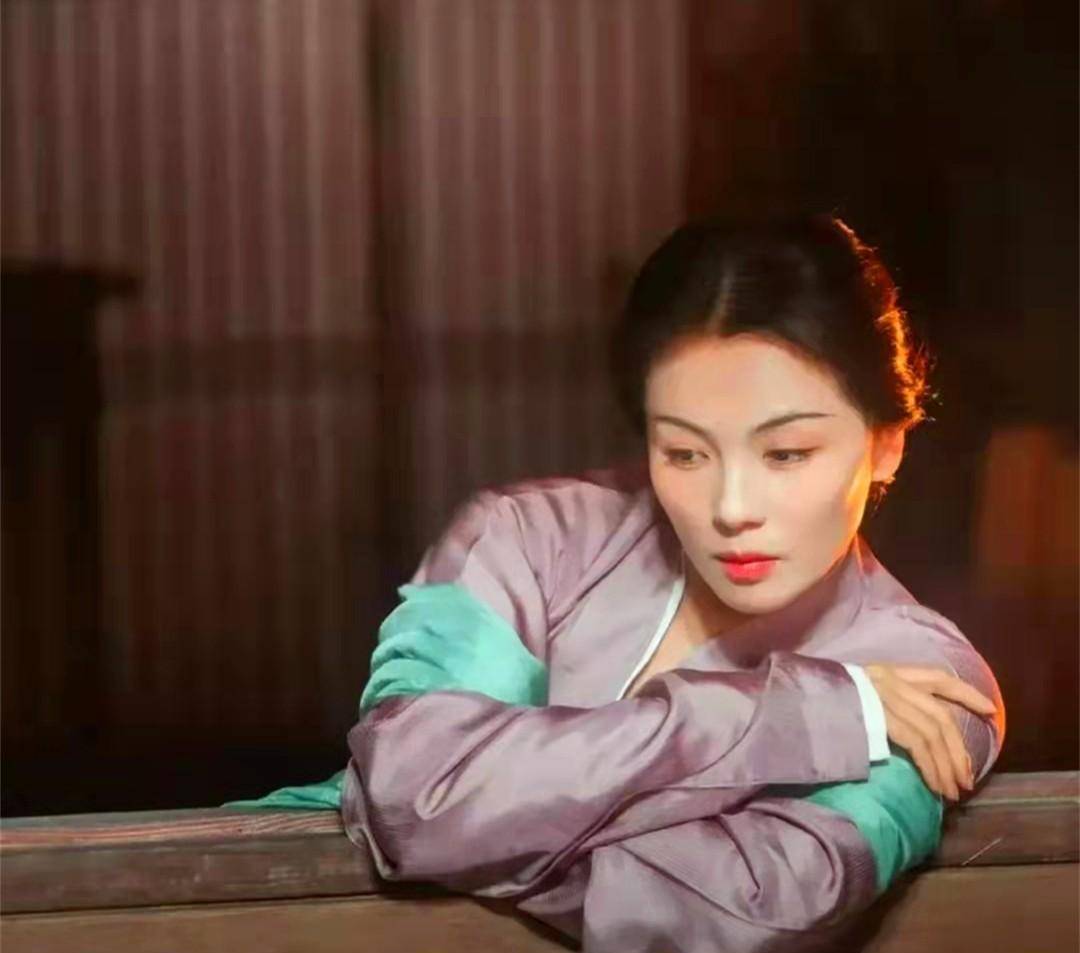 从"万人捧"到"万人嫌",声誉一落千丈的5位女星,哪个最