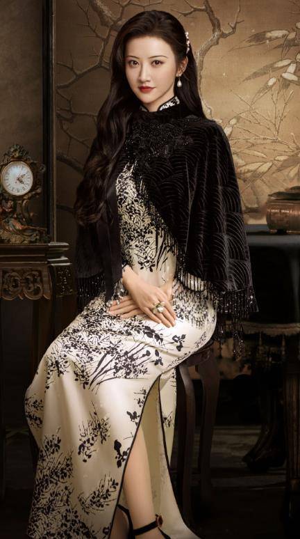 从张曼玉到袁泉,这8位"旗袍绝色"的女星,演绎经典"东方美"_时尚_陈数