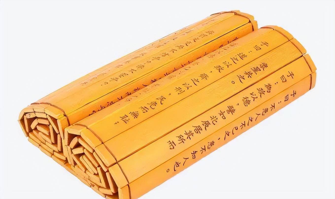 简单来说,当时的读书人,通过相应的察举制考试之后,可以直接被授予