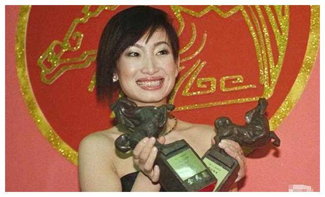 惊喜!秦海璐捡到宝,旺夫孝敬老,中国好媳妇当之无愧