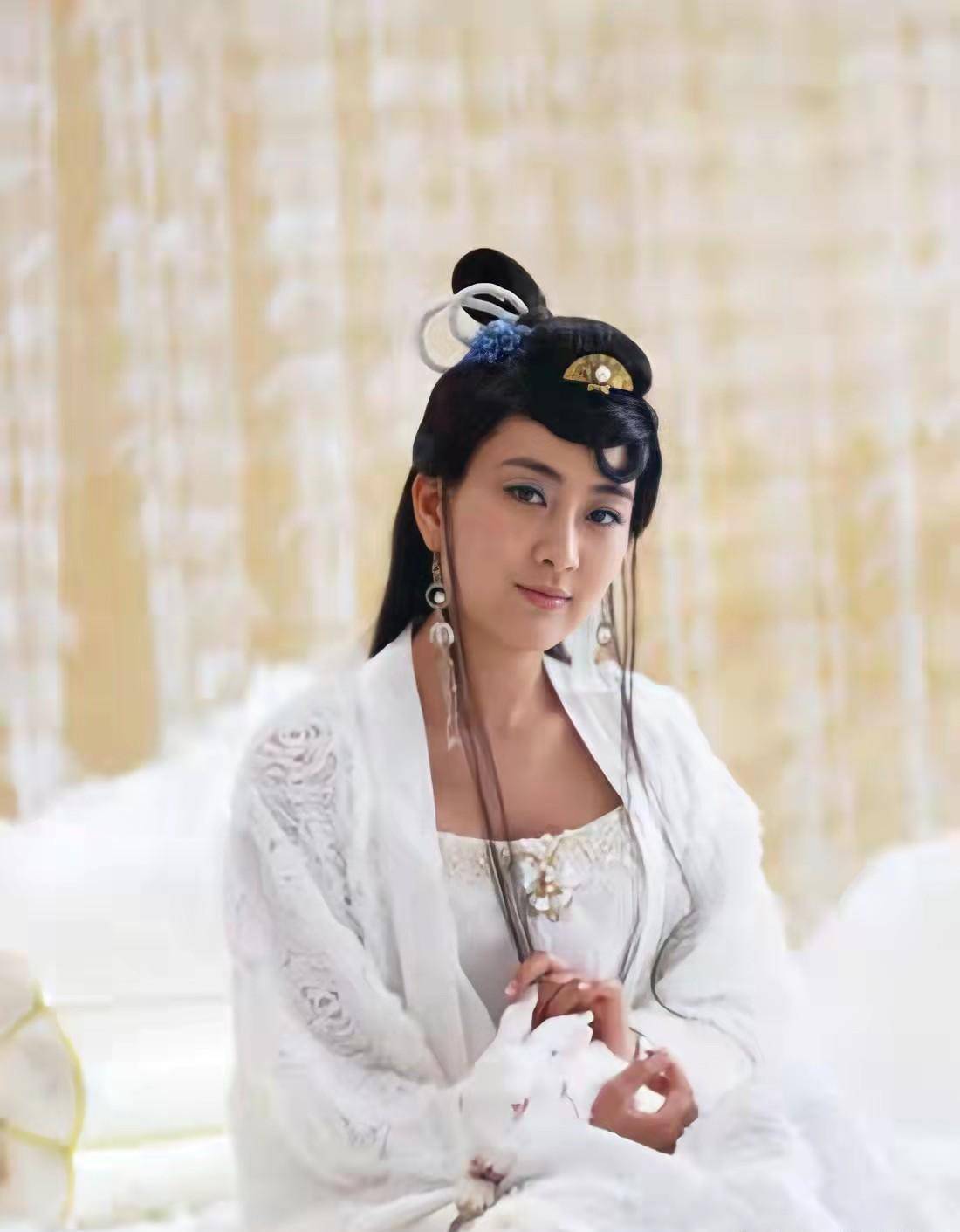 剧中_气质_宝莲灯