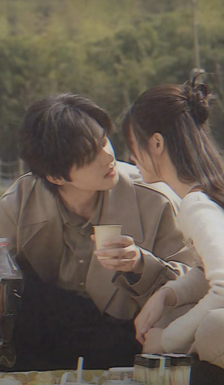 甜蜜心机:爱情中的小浪漫_眼神_嘴角_动作