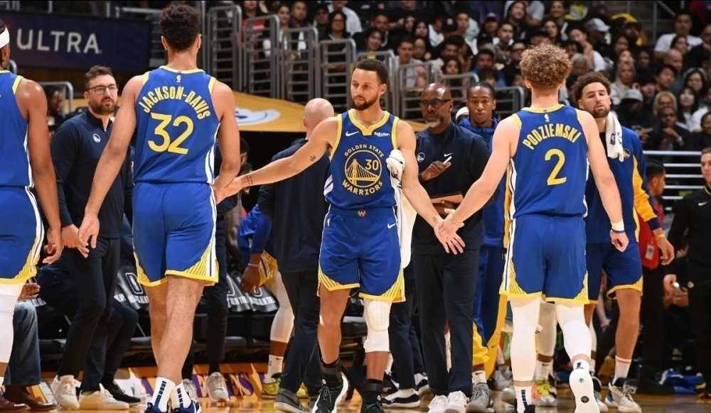 勇士捡到宝了,他成为nba近40年来_基