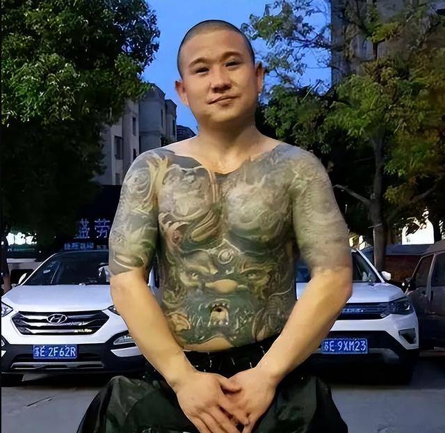 4天破5亿票房,《第二十条》振聋发聩,雷佳音将