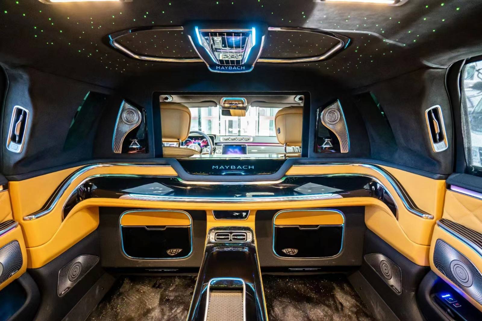 迈巴赫s500普尔曼加长版 普尔曼5.98米现车