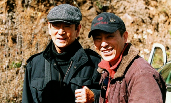 高仓健遗产之谜:亿万身家赠保姆,亲人竟从未知晓_小田_生活_人生