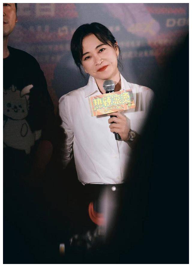 贾玲新片持续赚高票房!