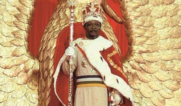 非洲暴君博卡萨:穷奢暴虐,娶18岁中国姑娘,加冕称帝无人光临_中非