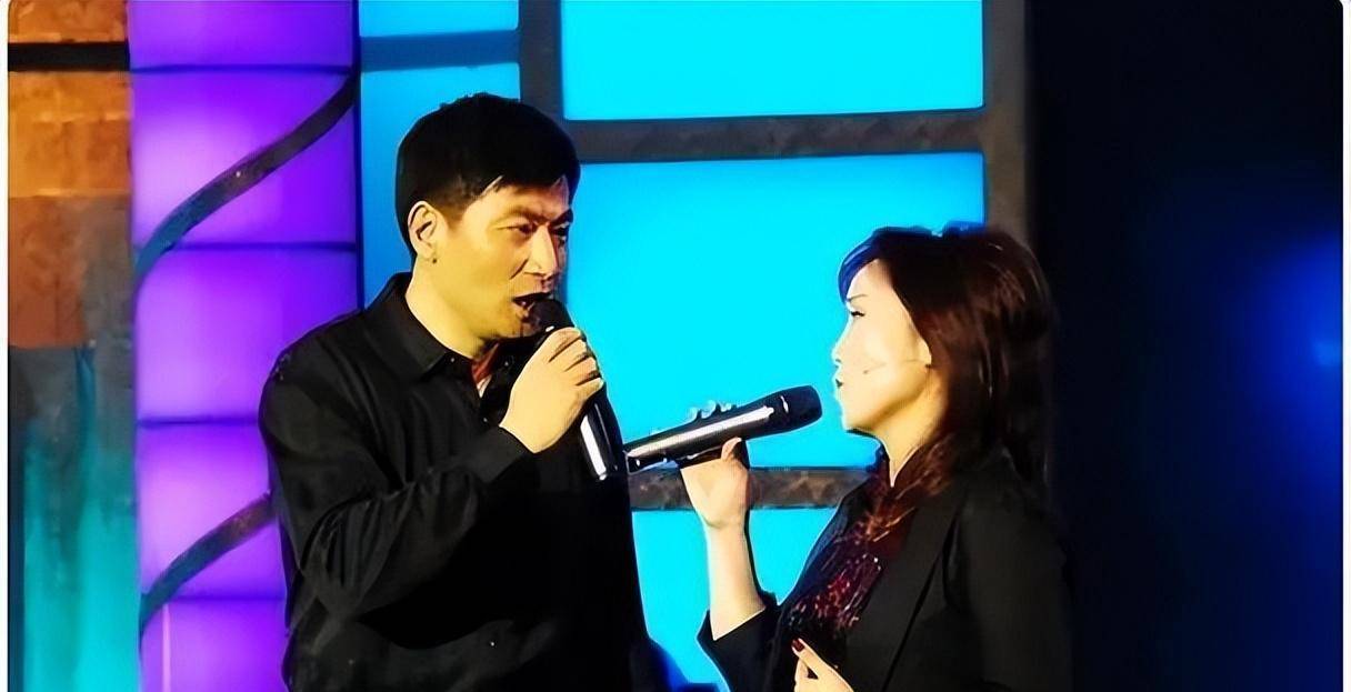 老婆却靠一首歌吃了30年,如今成春晚常客_胡月_音乐_陆剑民