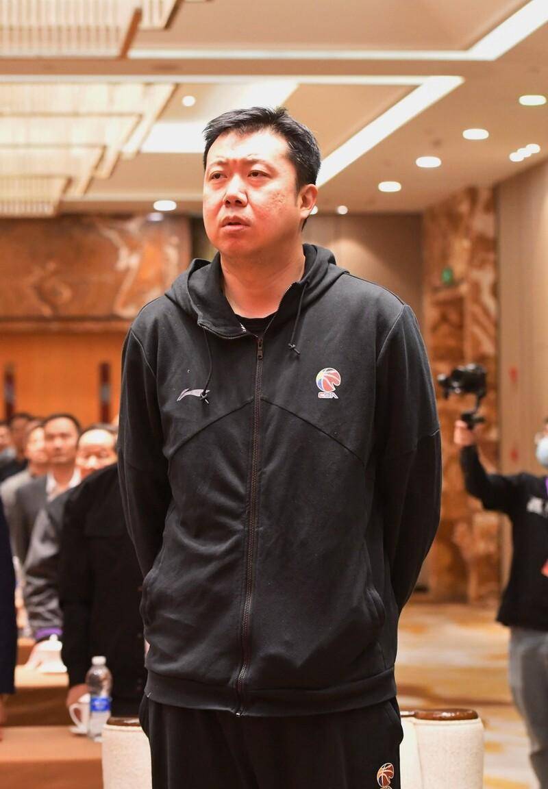 王治郅的nba之路,竟然不输给篮球巨星姚明?