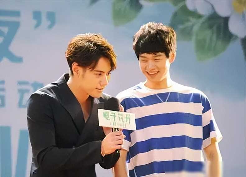 才9年,何炅选的"栀子花四帅"凉了俩,四美的差距竟也这么大了_李易峰