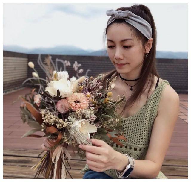 林韦君_情感_经历