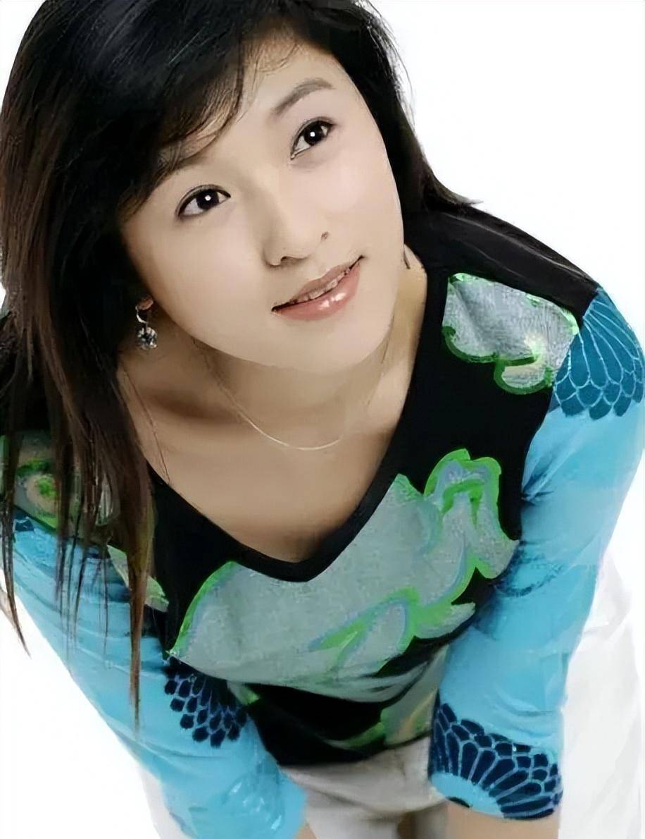 演员魏小军:她40岁走红,45岁"消失",如今新身份露面惊艳众人_表演