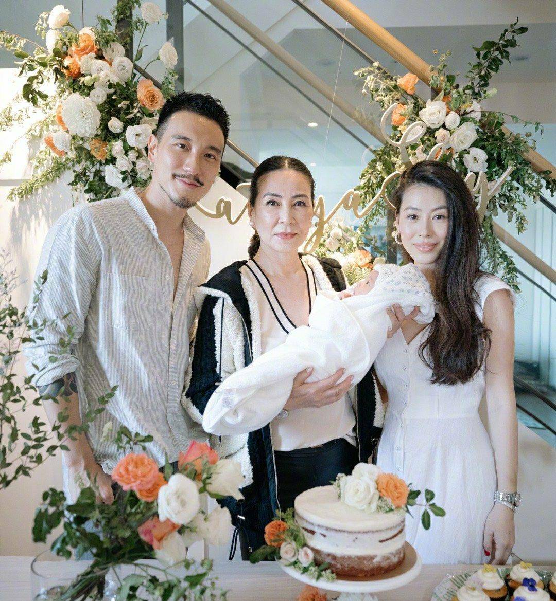 王阳明爱女双满月,妻子蔡诗芸近况首发声,揭取名意义:她是我们两个的