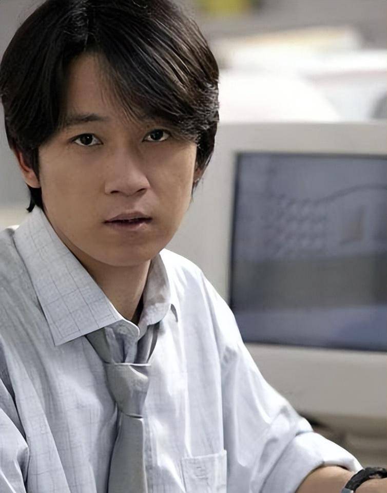 潘粤明被董洁毁了家庭事业和名声,有人比他更惨_钟镇涛_章小蕙_婚姻