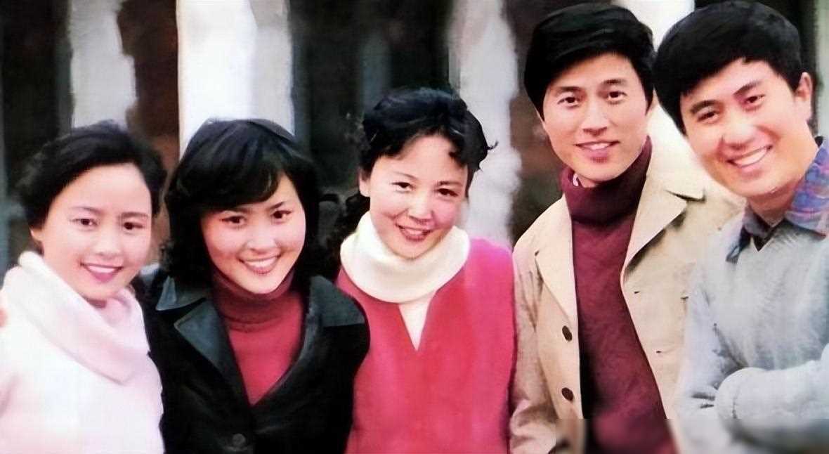 演员郭凯敏:与相伴6年张芝华离婚后,转身娶尤勇前妻,终获幸福