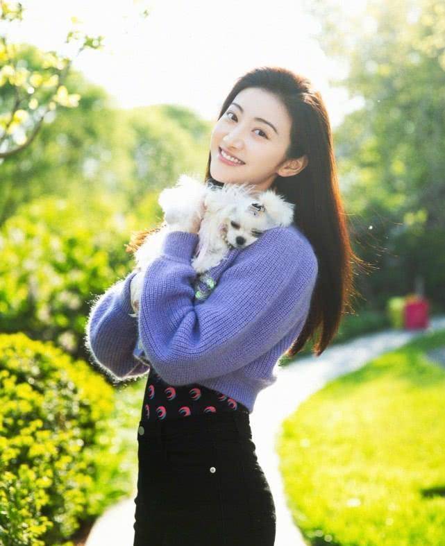 景甜520上线公开表白!晒自拍传达爱意面色红润,锁骨抢镜美出新高度