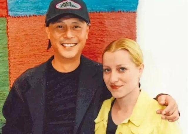 悲惨刘雪华:被相恋6年渣男"害"不孕,结婚12年丈夫坠楼身亡_刘德凯